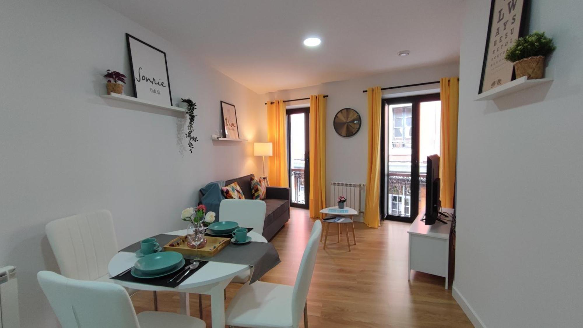 Apartamentos Aptio Oviedo Exteriér fotografie