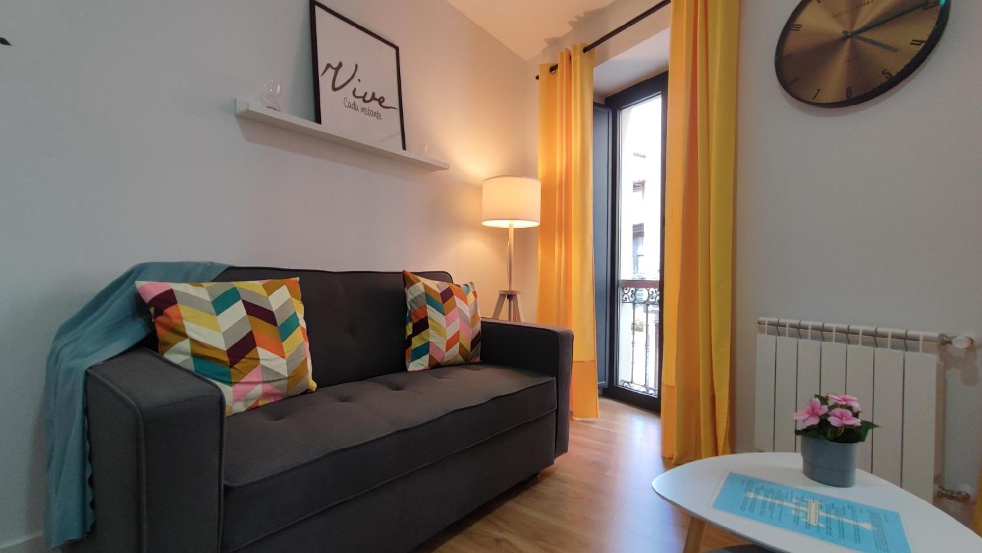 Apartamentos Aptio Oviedo Exteriér fotografie