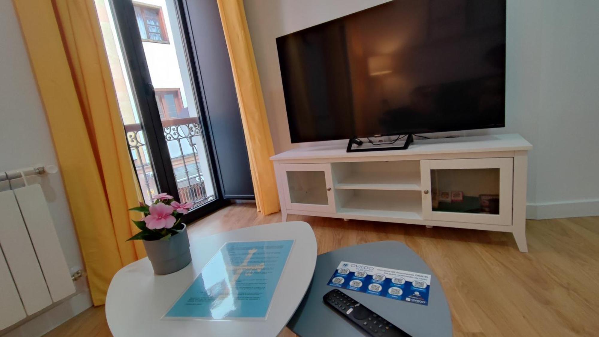 Apartamentos Aptio Oviedo Exteriér fotografie