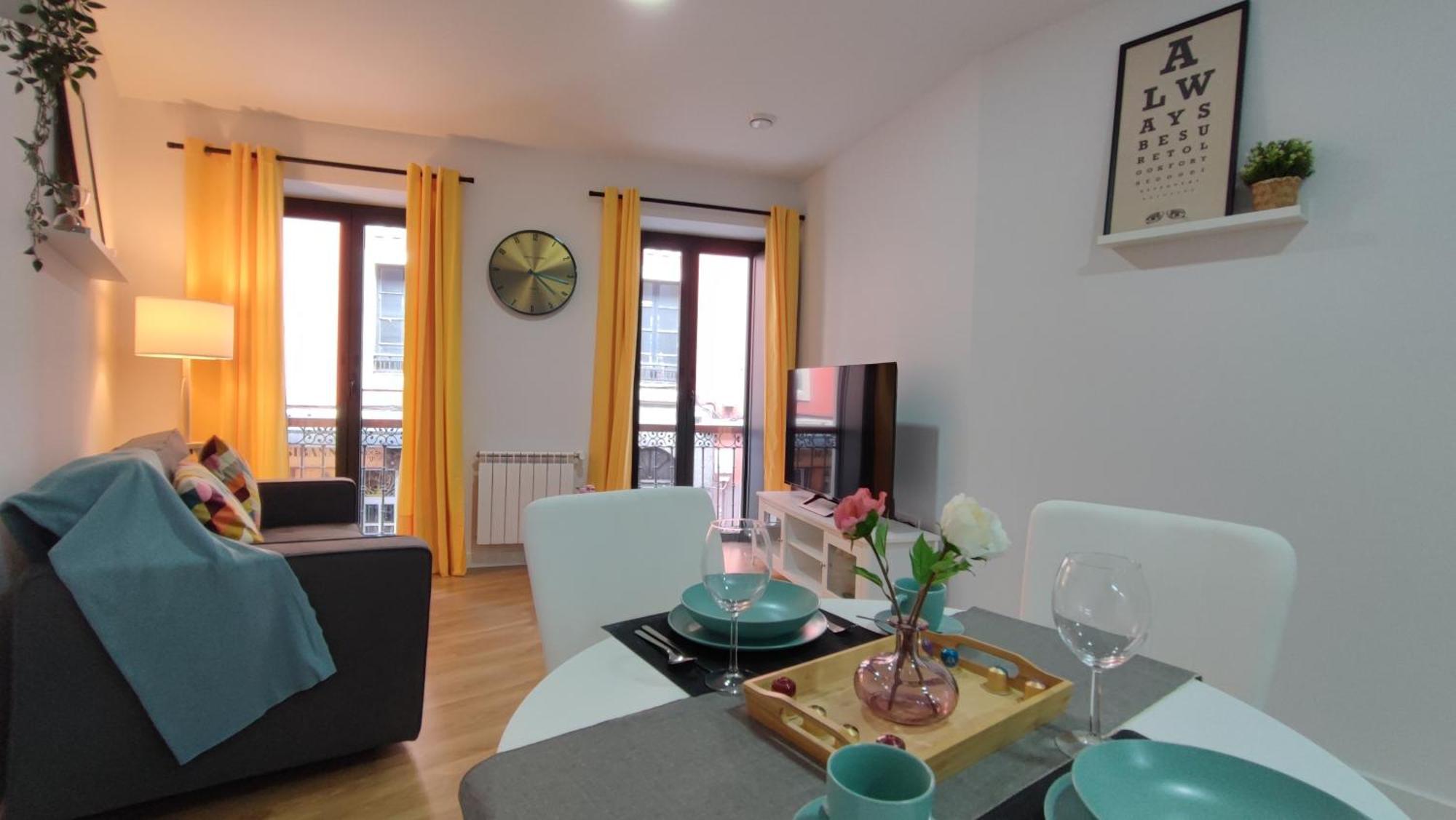 Apartamentos Aptio Oviedo Exteriér fotografie