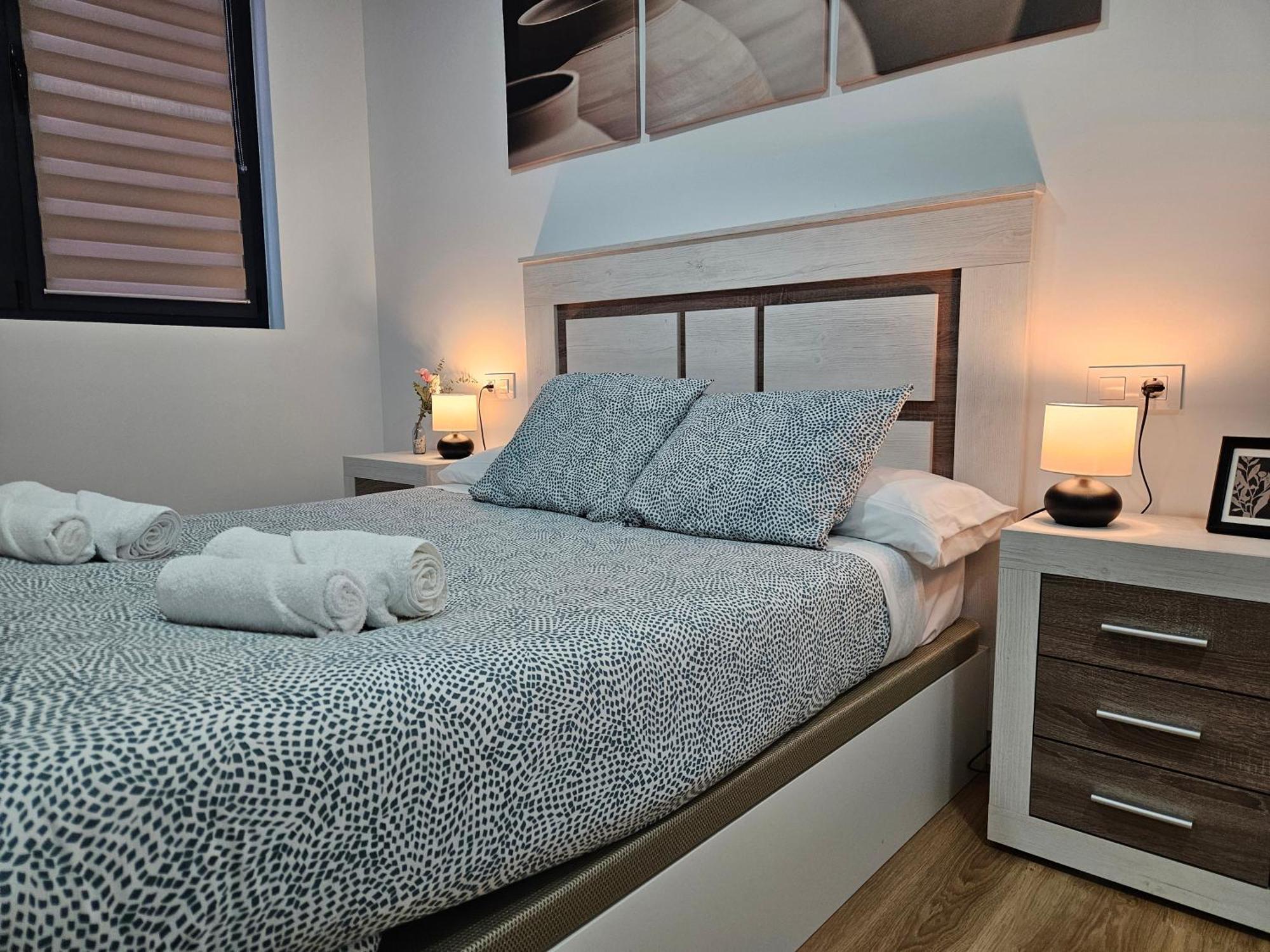 Apartamentos Aptio Oviedo Exteriér fotografie